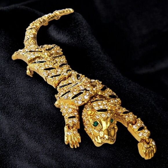 Source Unknown Jewelry - Vintage Articulated Tiger Over the Shoulder Rhinestone Brooch